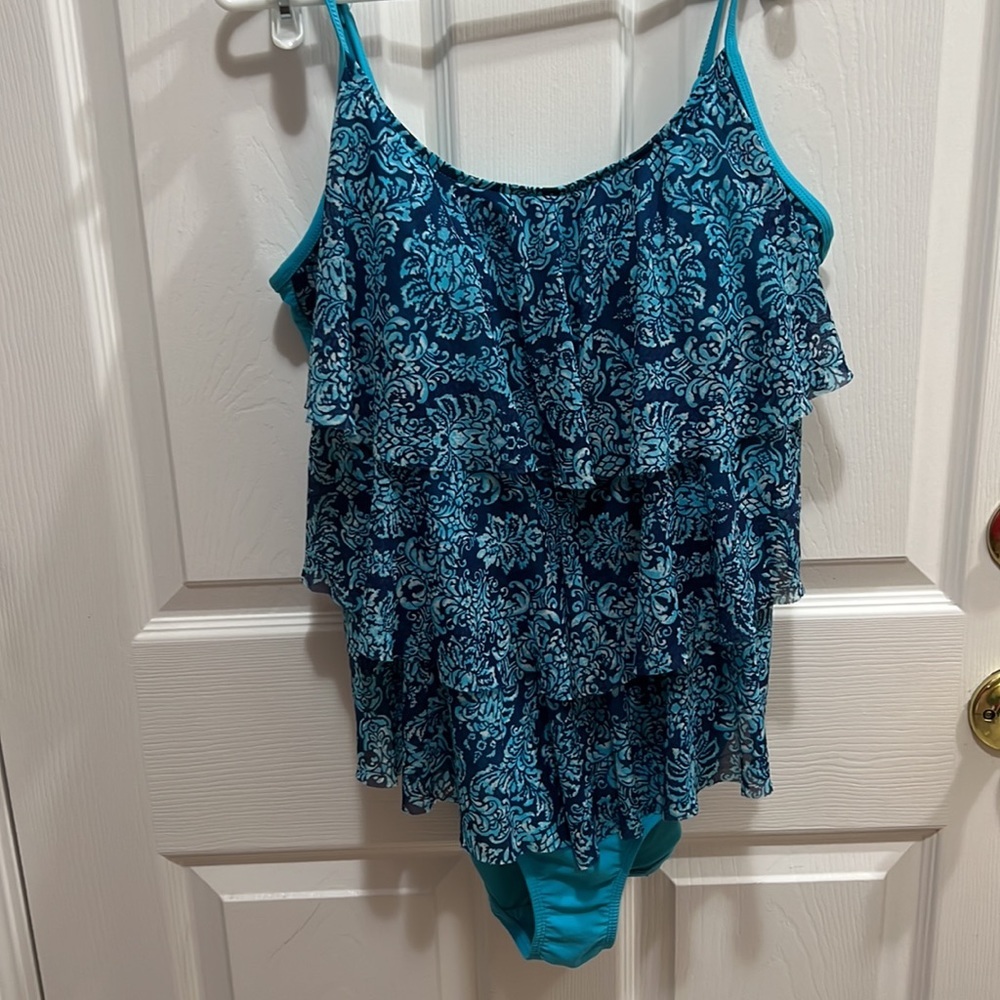 Tropical escape swimsuit, size 16-Sold as is - Picture 3 of 9